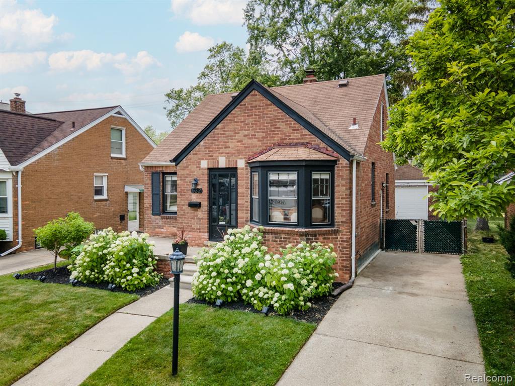 632 S Edison Avenue, Royal Oak, MI 48067 — front exterior
