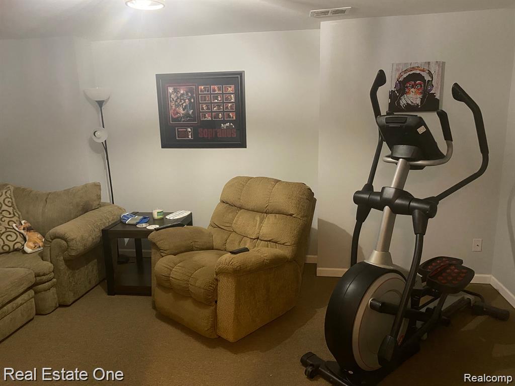 7305 GATEWAY Drive, West Bloomfield, MI — Photo 24