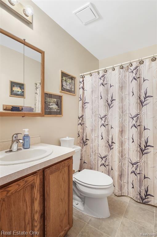 59652 Sunridge Drive, New Hudson, MI 48165 — Photo 17