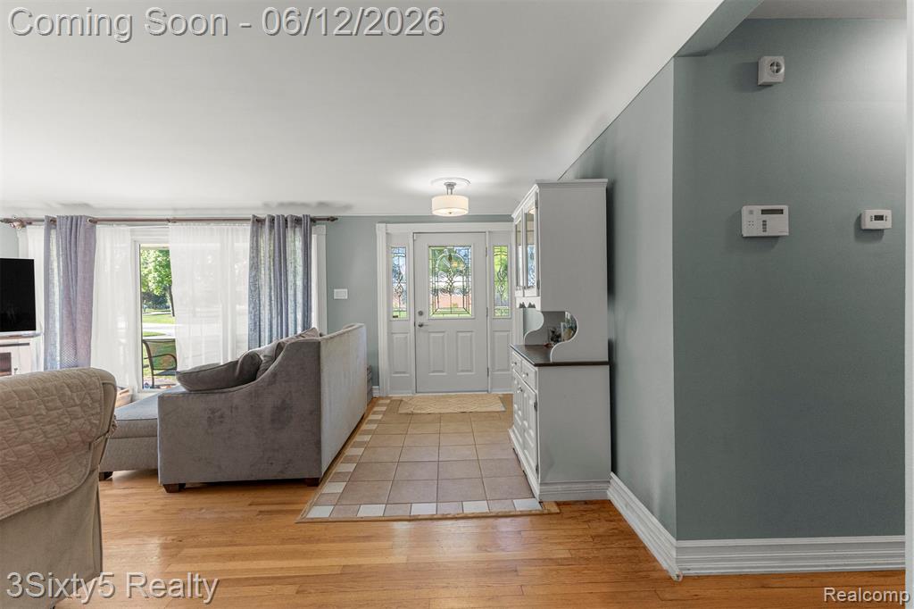 7714 Bournemouth Avenue, Grosse Ile, MI 48138 — Photo 12