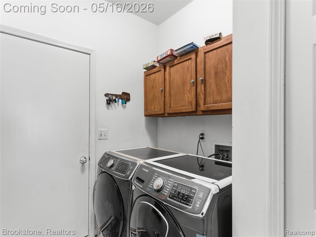 47318 Cider Mill Drive, Novi, MI — Photo 31