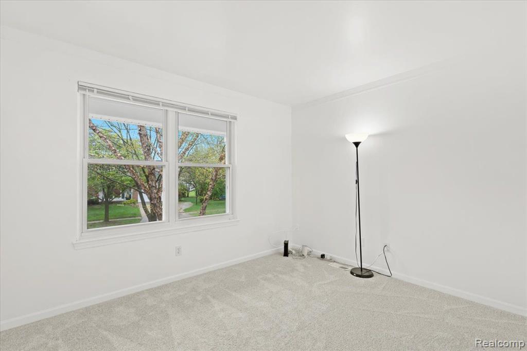 45273 Yorkshire Drive, Novi, MI — Photo 27