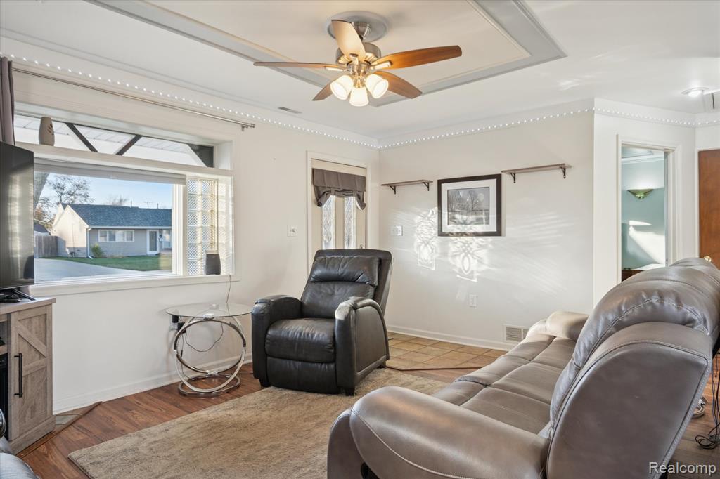 6037 William Street, Taylor, MI 48180 — Photo 12