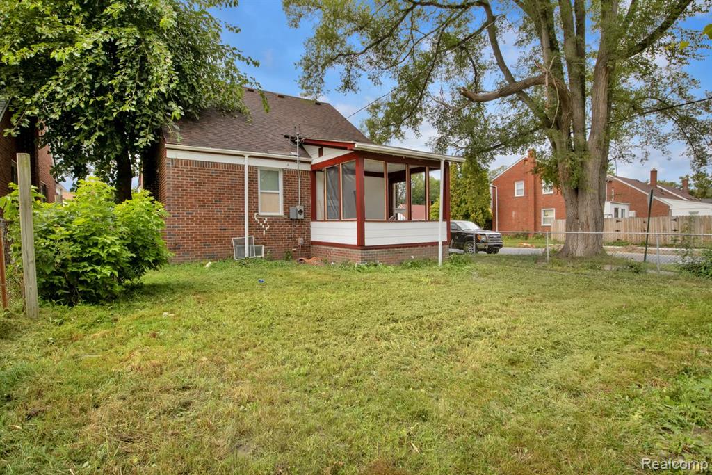 20116 Greydale Avenue, Detroit, MI 48219 — Photo 18