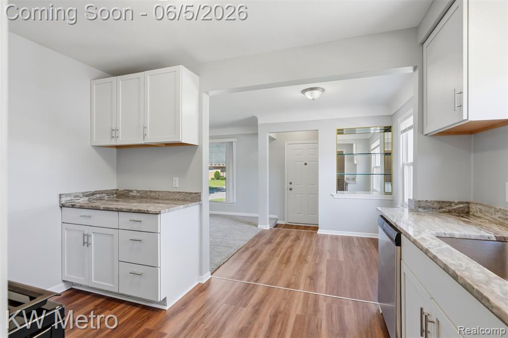 9662 Berwyn, Redford, MI 48239 — Photo 9