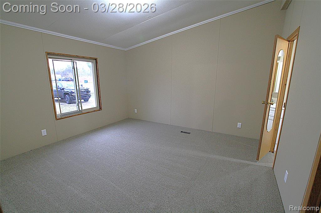 7464 Jennings Road, Swartz Creek, MI 48473 — Photo 16