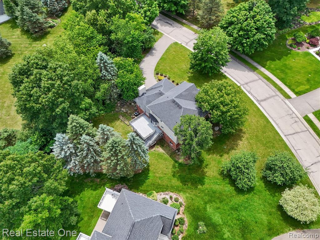 9610 Forest Ridge Drive, Clarkston, MI 48348 — Photo 73