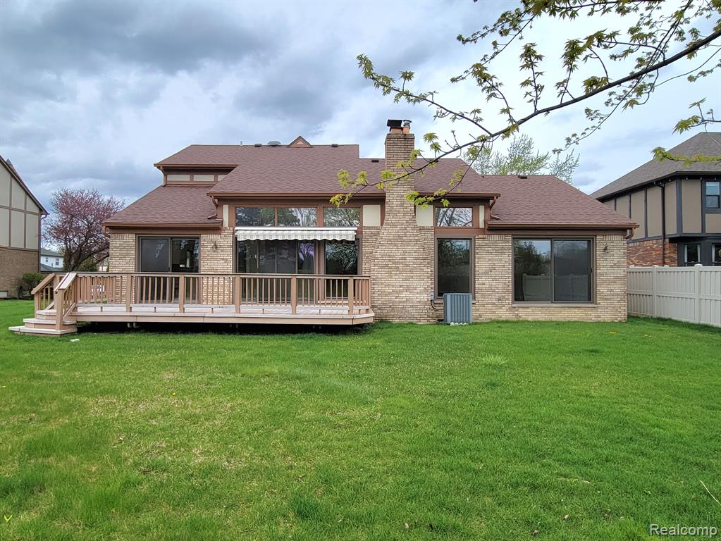 4640 SINGH Drive, Sterling Heights, MI 48310 — Photo 8