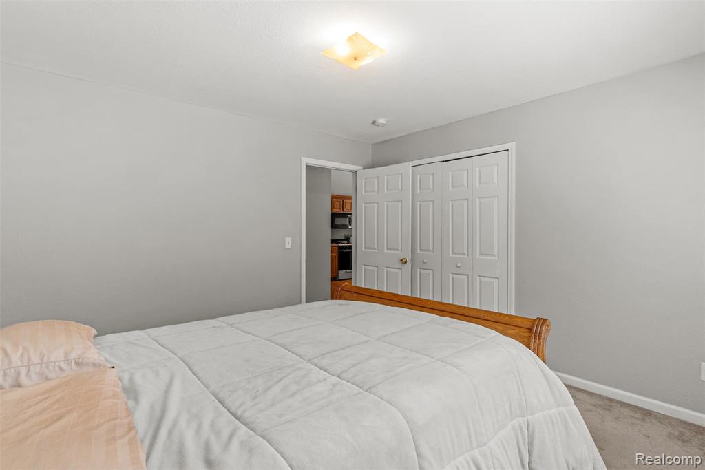 1039 Old Leake Court, 200, Holly, MI 48442 — Photo 17