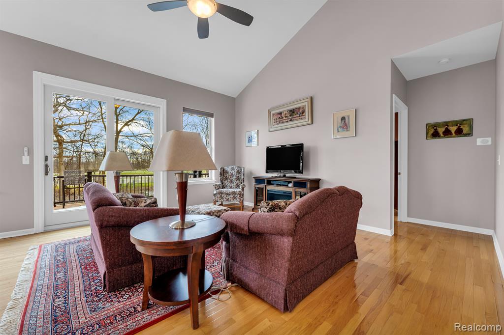 620 FAIRWAYS Lane, Chelsea, MI 48118 — Photo 14