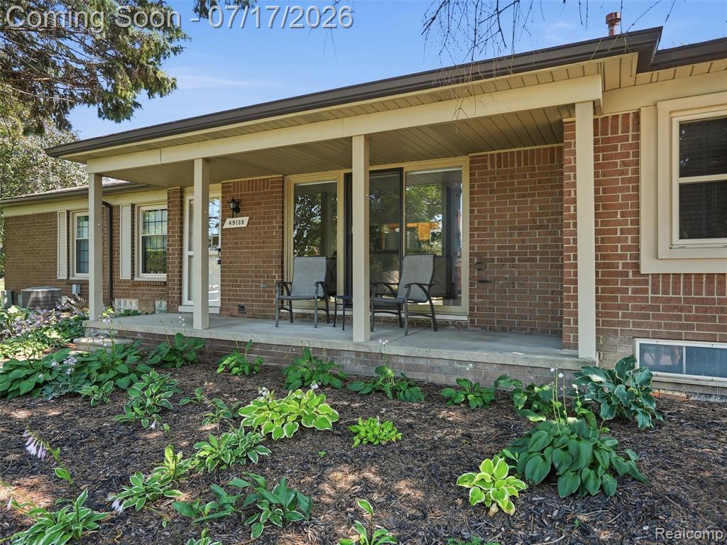 49139 Conway Court, 25, Utica, MI 48315 — Photo 3