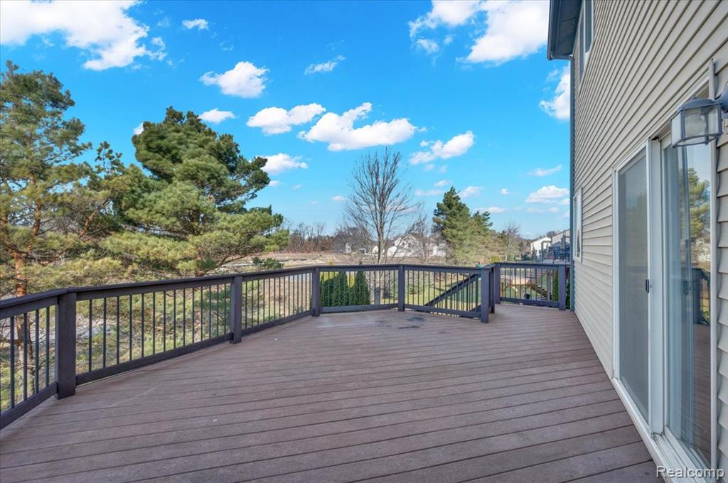 3196 Waldon Ridge Drive, Orion, MI — Photo 34