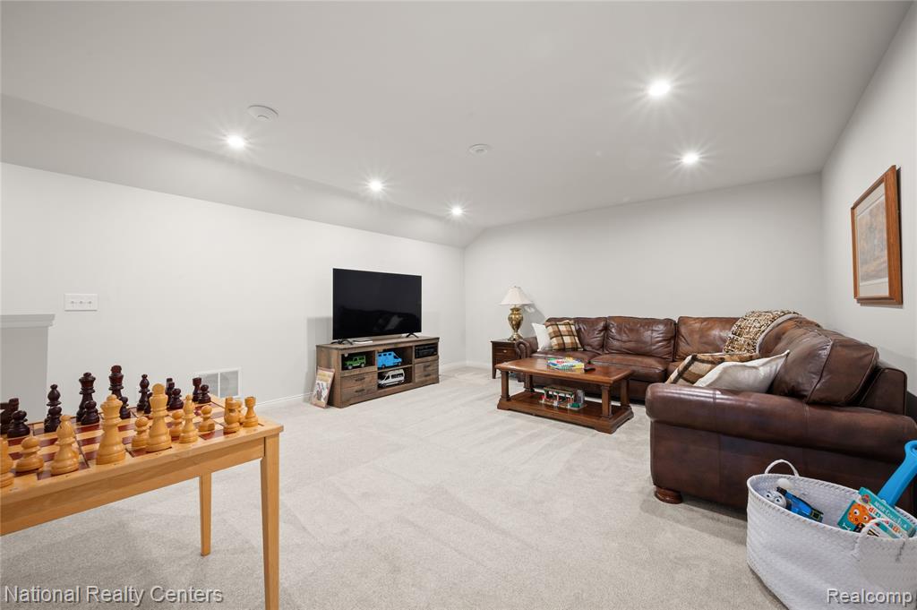 48796 Windfall Road, Novi, MI — Photo 23