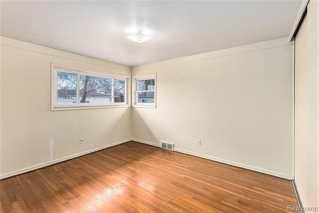 8148 RANDY Drive, Westland, MI — Photo 10