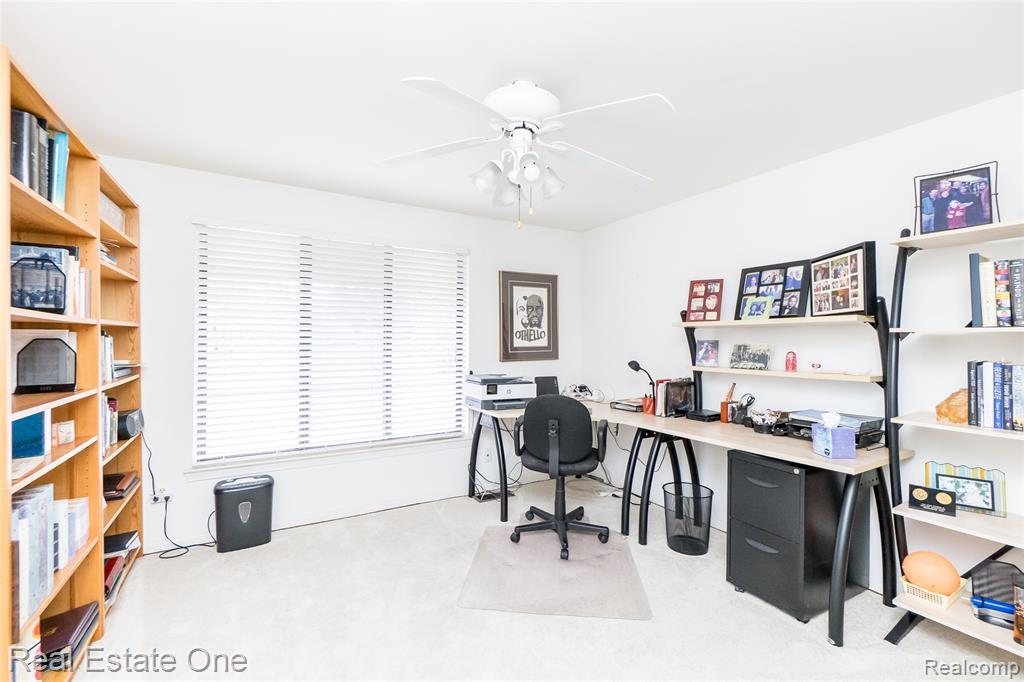 7308 Creek View Circle, West Bloomfield, MI — Photo 32