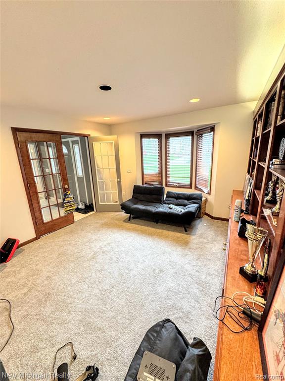 704 Wilkshire Court, Grand Blanc, MI 48439 — Photo 11