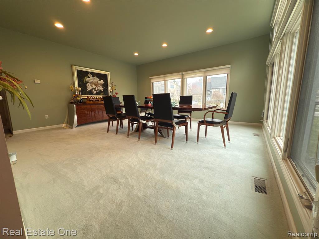 4149 Marlwood Drive, West Bloomfield, MI 48323 — Photo 27
