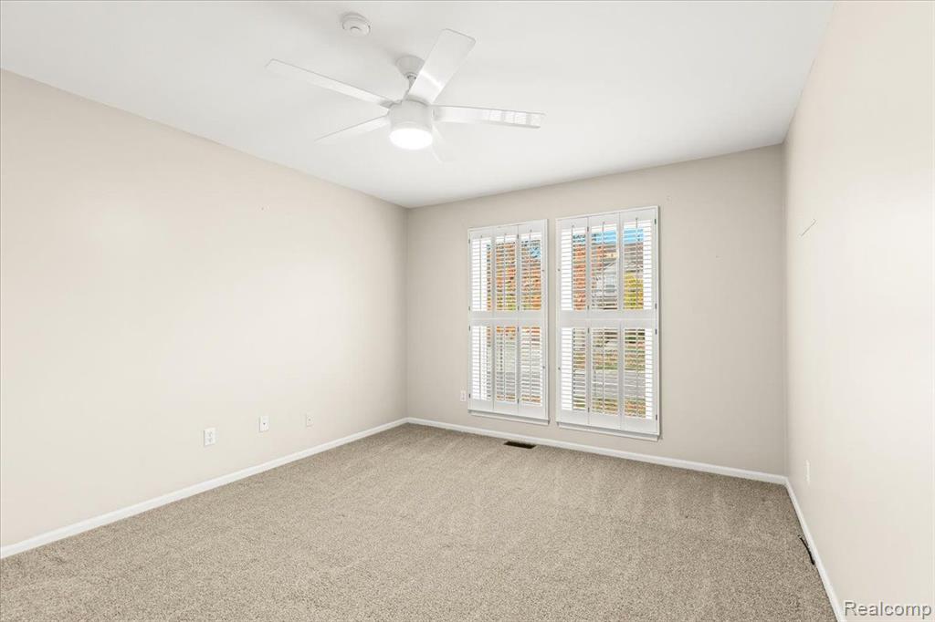 4138 HUNTERS Circle E, Canton, MI 48188 — Photo 17