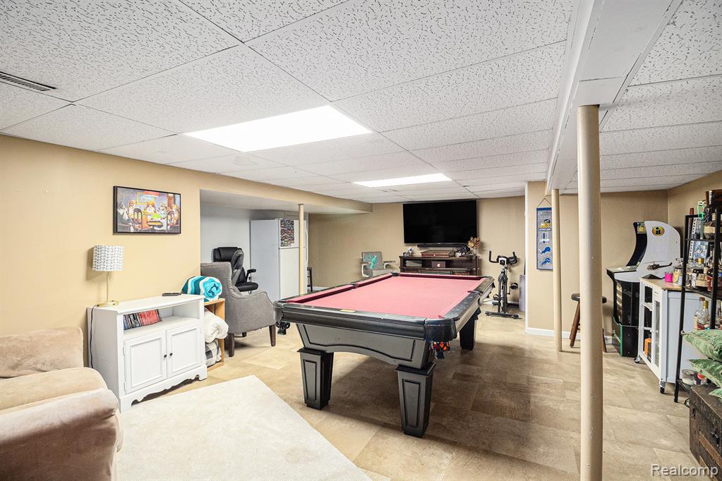 7440 Grandwood Drive, Swartz Creek, MI 48473 — Photo 18
