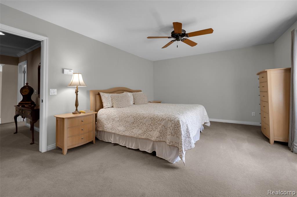 4502 Forest Edge Lane, West Bloomfield, MI 48323 — Photo 44