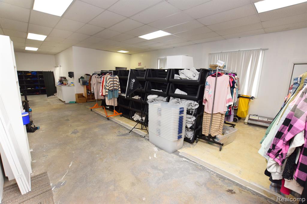 5488 RICHFIELD Road, Flint, MI 48506 — Photo 14