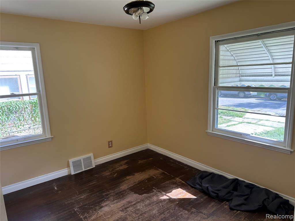 583 Wesbrook Street, Pontiac, MI 48340 — Photo 9