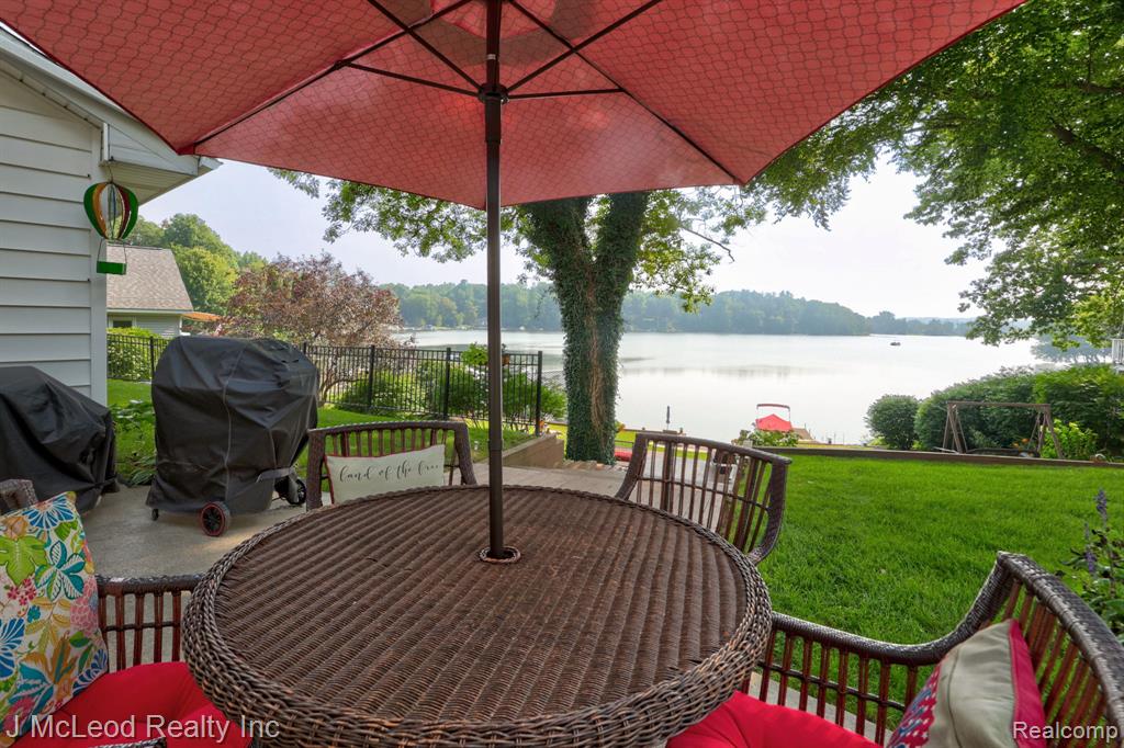 6287 San Vito Drive, Otter Lake, MI 48464 — Photo 5