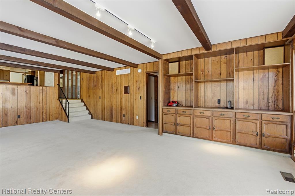 4710 Cove Road, West Bloomfield, MI 48323 — Photo 24