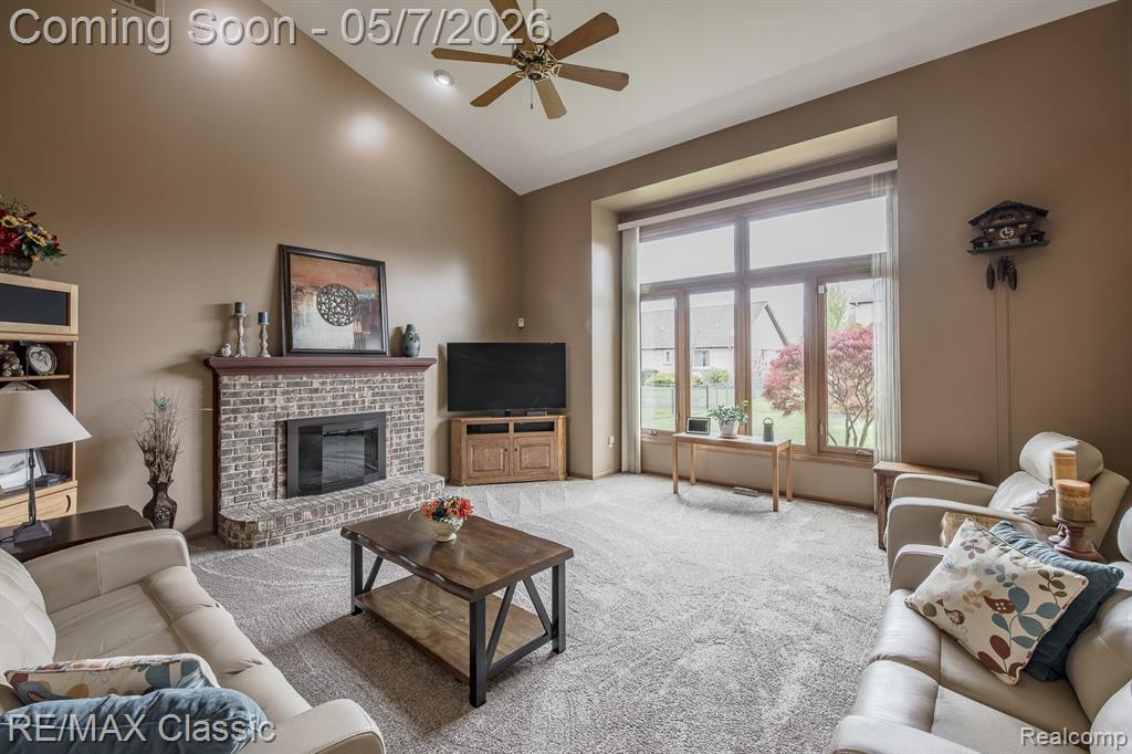 16497 Evelyn Drive, Macomb, MI 48042 — Photo 10