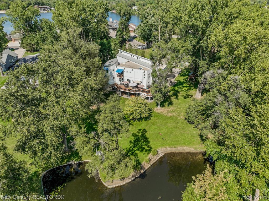 275 Angola Street, Wolverine Lake, MI 48390 — Photo 90