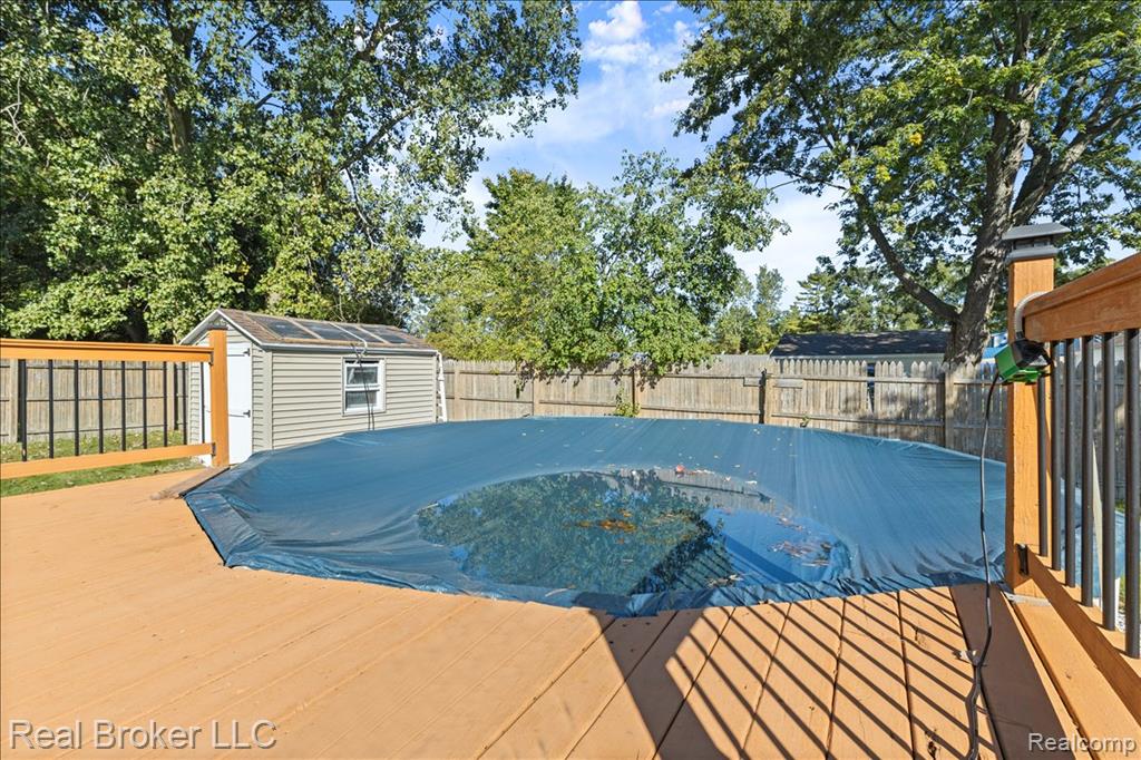 4268 Ravenswood Road, Port Huron, MI 48060 — Photo 39