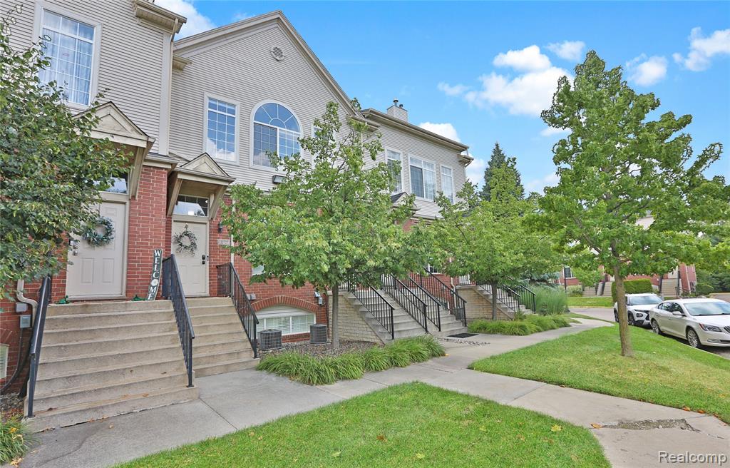 Pointe Park Condo