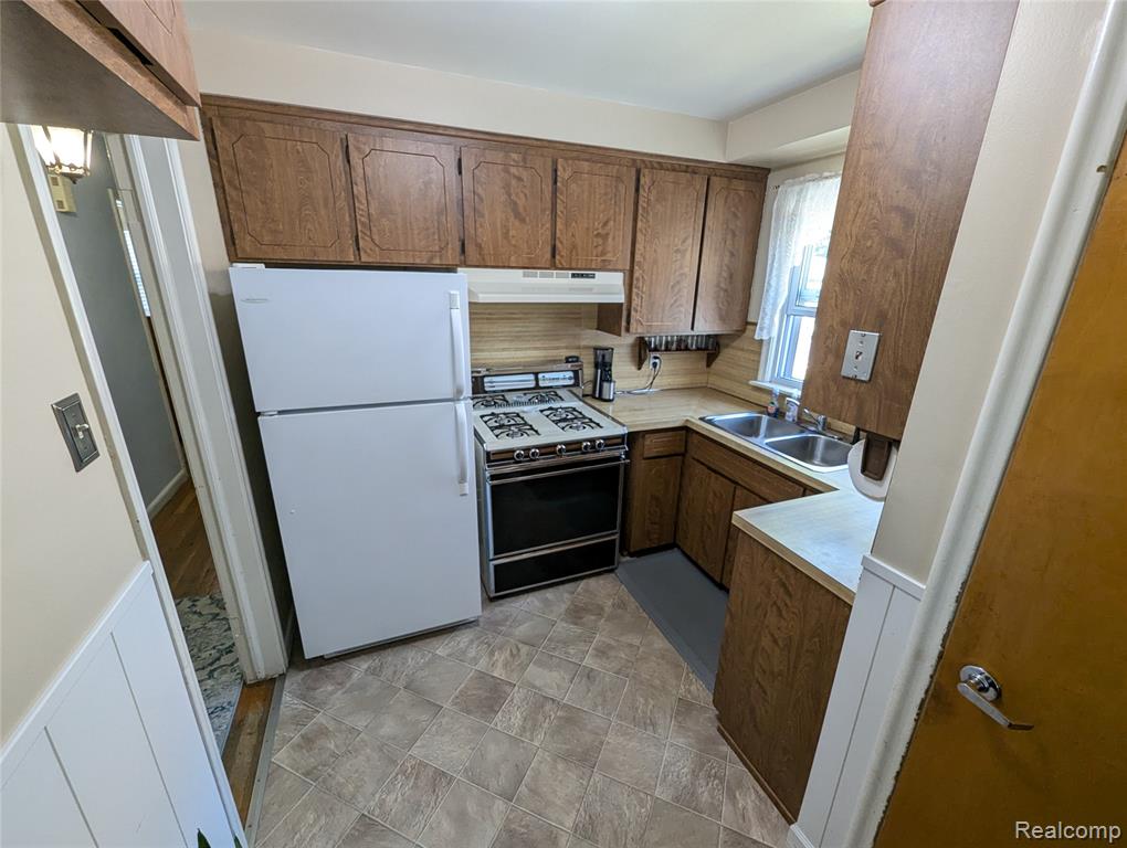 439 Lincoln Avenue, Clawson, MI — Photo 17