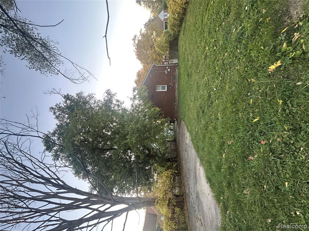 15730 Winthrop, Detroit, MI 48227 — Photo 20