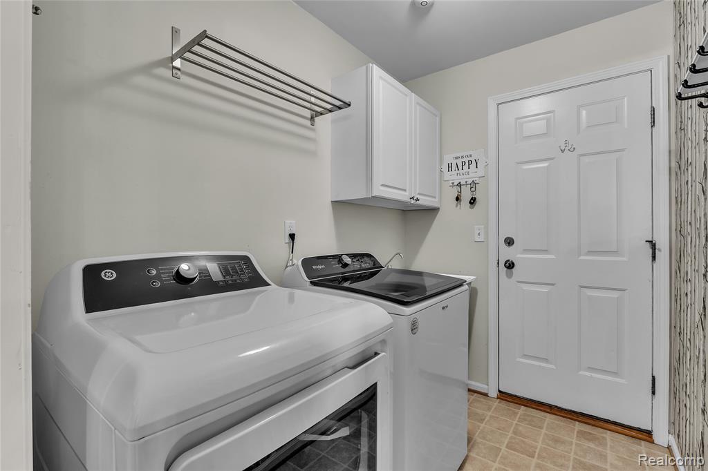 3973 Ravensfield Drive, 13, Canton, MI 48188 — Photo 29