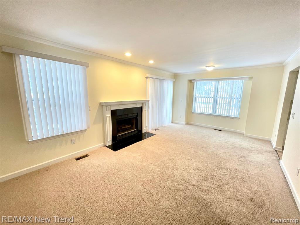 41363 CORNELL Drive, Novi, MI — Photo 2