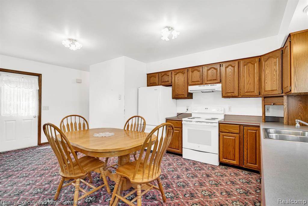 5390 Walker Road, Clyde, MI 48049 — Photo 21