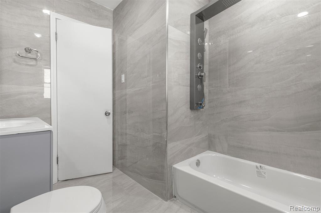 7801 Appoline Street, Dearborn, MI 48126 — Photo 35