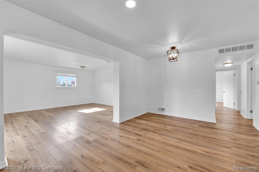 40631 Rockhill Lane, Novi, MI — Photo 10