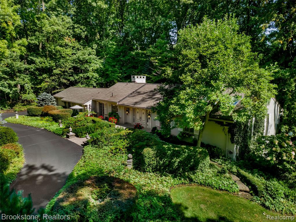 4083 Charing Cross Road, Bloomfield Hills, MI 48304 — Photo 3