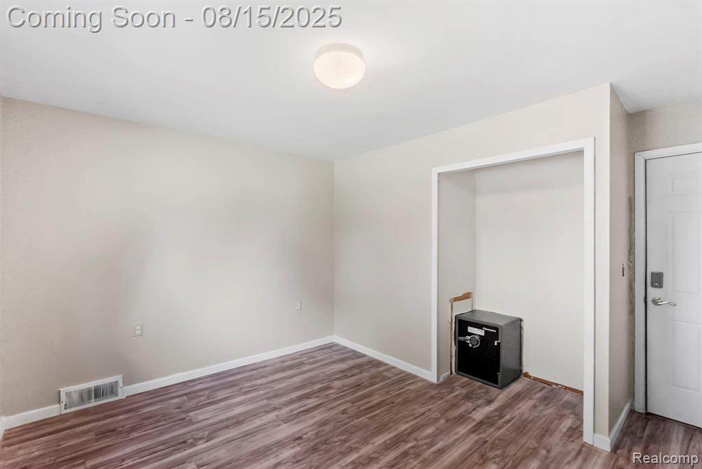4629 Red Maple Drive, Warren, MI 48092 — Photo 17