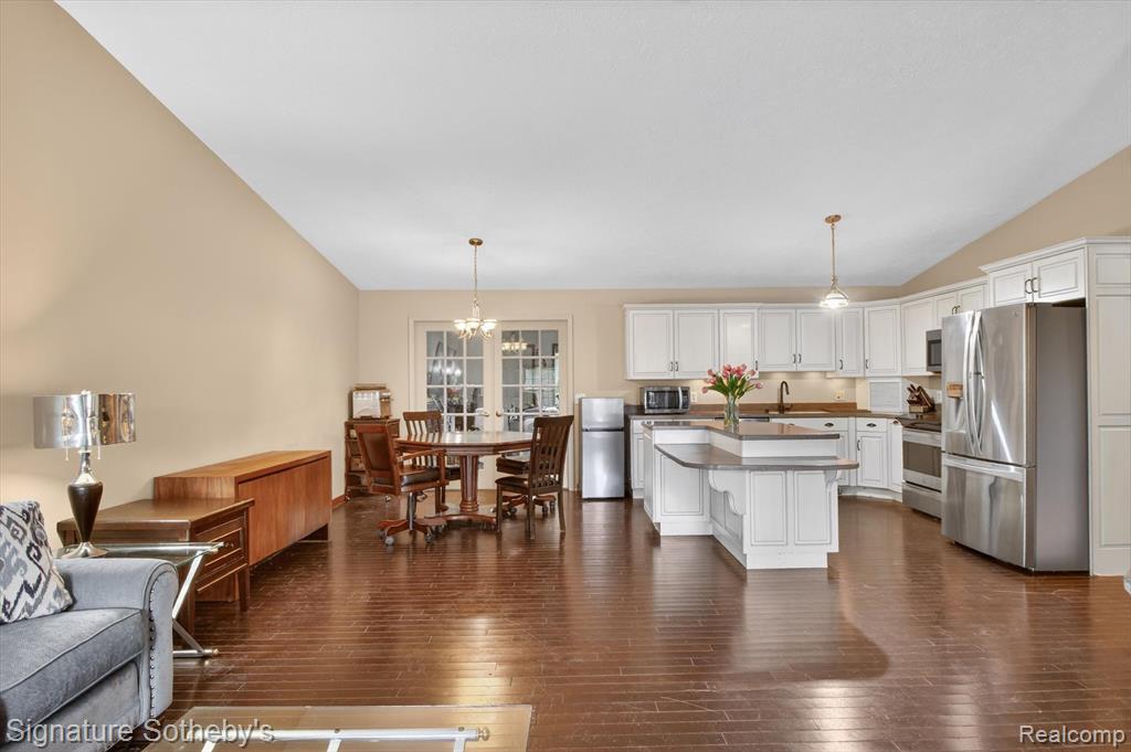 652 Willow Lane, Frankenmuth, MI 48734 — Photo 9