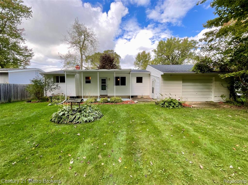 6272 Elro Street, Burton, MI 48509 — Photo 5