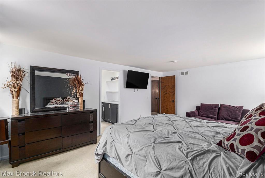 5962 CHERRY CREST Drive, West Bloomfield, MI — Photo 25