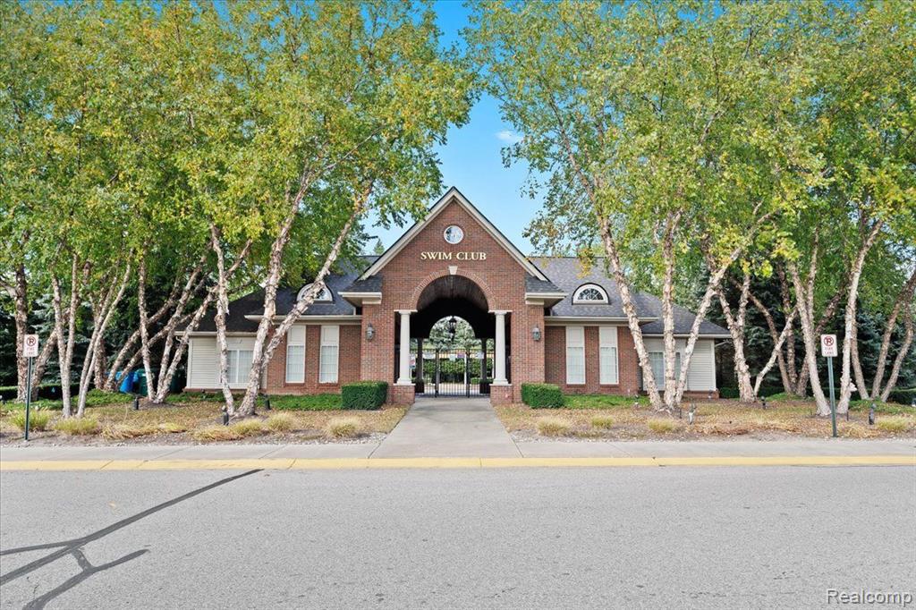 2209 SARATOGA Boulevard, Walled Lake, MI 48390 — Photo 23