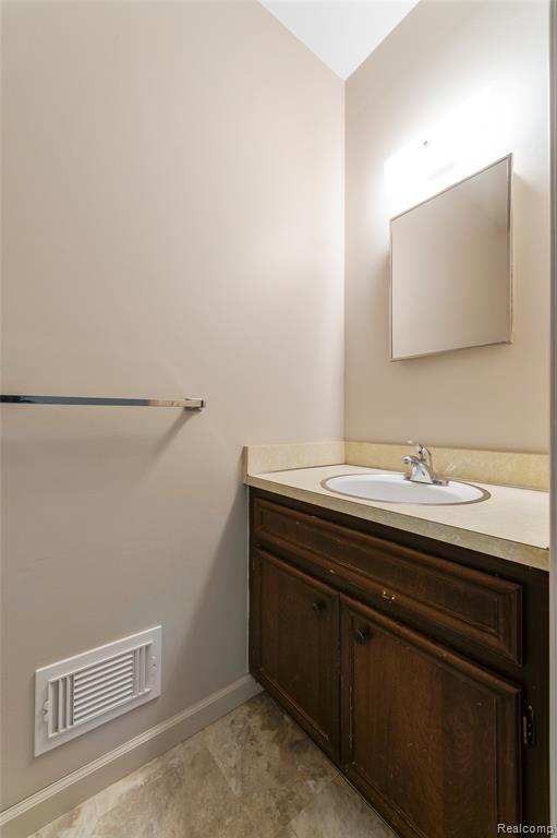 8887 Clark Road, Clarkston, MI — Photo 17