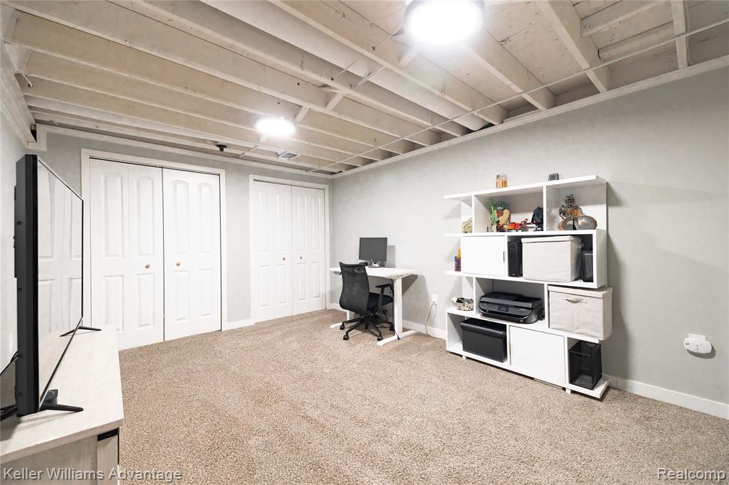 1466 Shankin Court, Wolverine Lake, MI 48390 — Photo 31