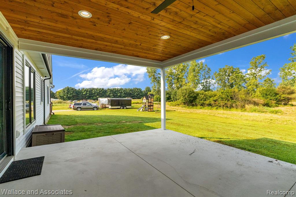 7581 Jorden Rd., Brockway, MI 48097 — Photo 12