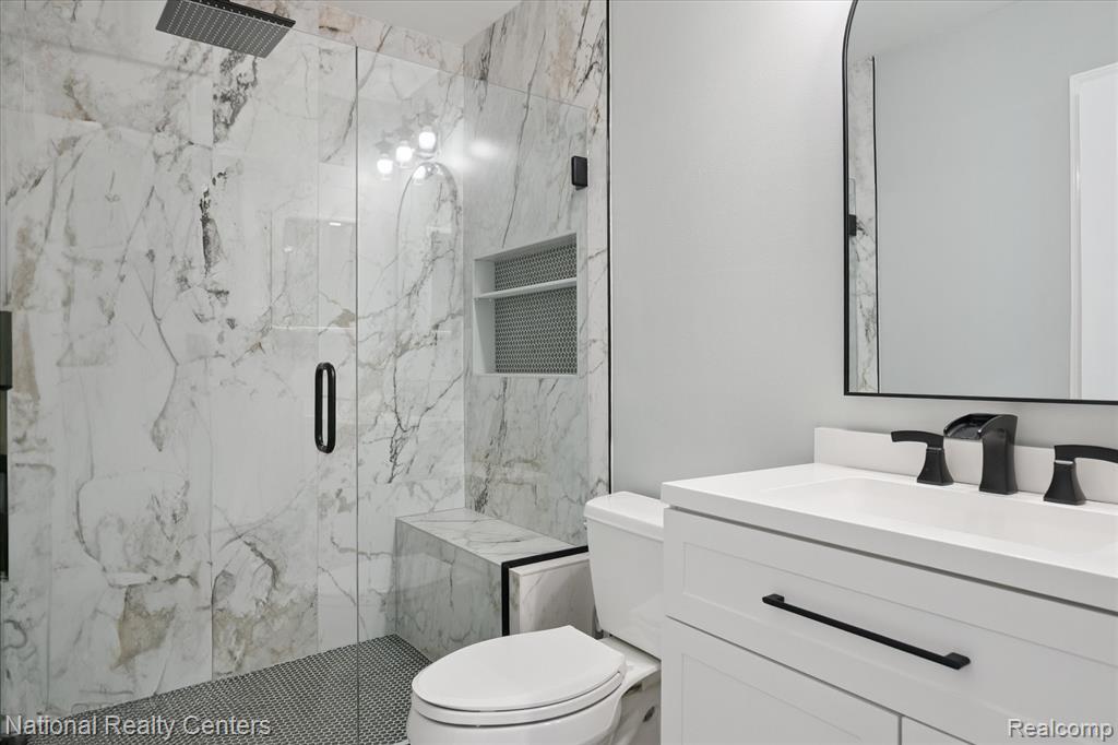 24897 Fairway Hills Drive, Novi, MI — Photo 28