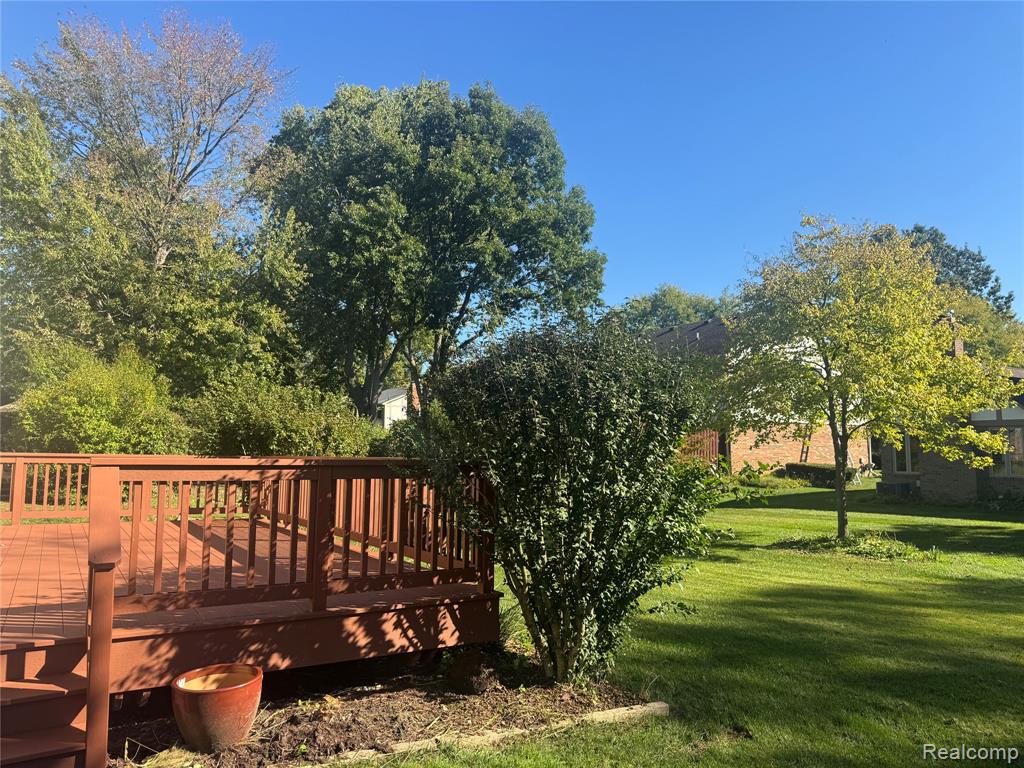 6186 Smithfield Drive, Troy, MI 48085 — Photo 26